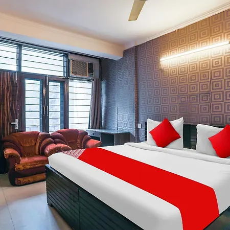 Hotel O Royal Galaxy
